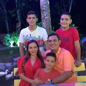 Meet your Posher, Fabio andres